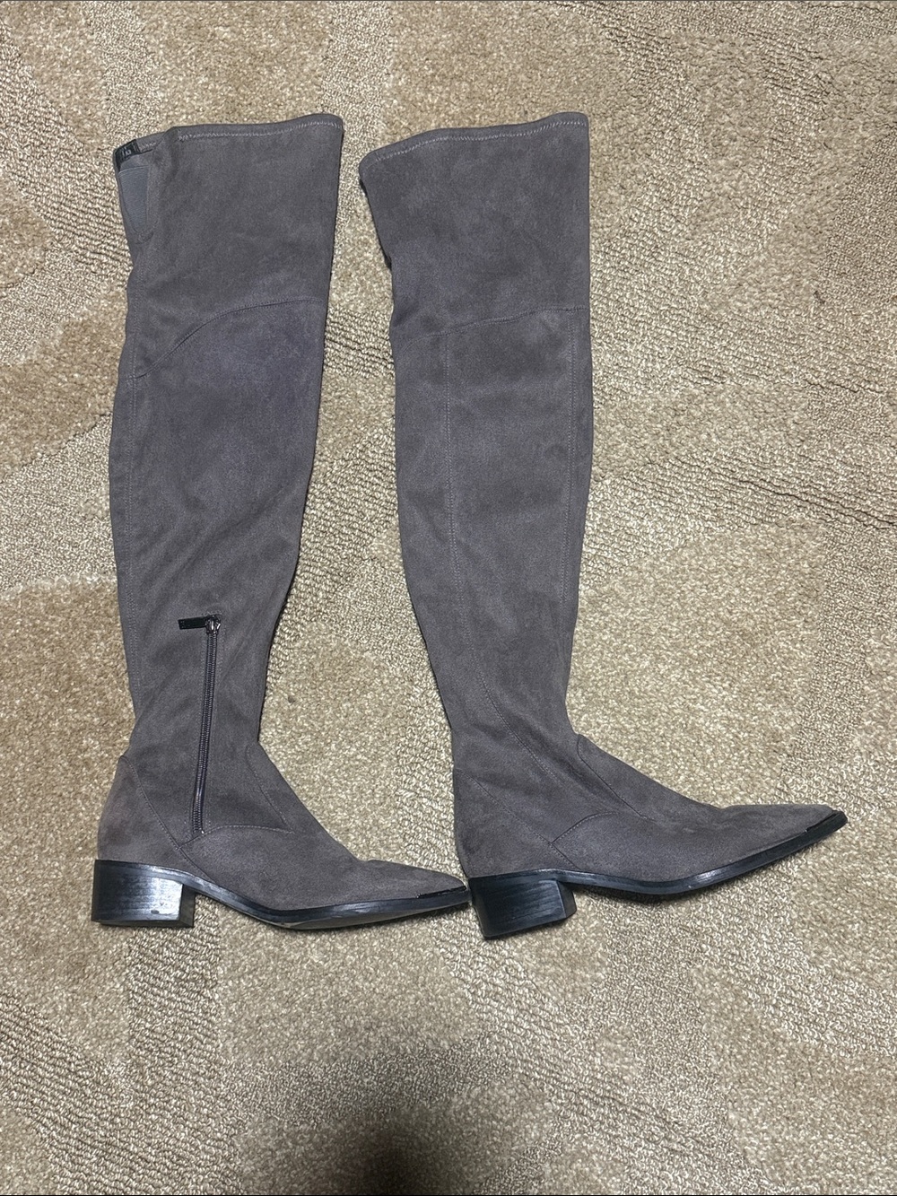 Marc Fisher LTD Gray Over-the-Knee Pointed Toe Boots Women’s 5.5M